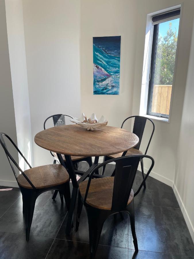 Atahu Bed & Breakfast Porirua Exterior photo