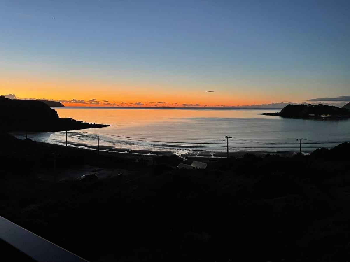 Atahu Bed & Breakfast Porirua Exterior photo