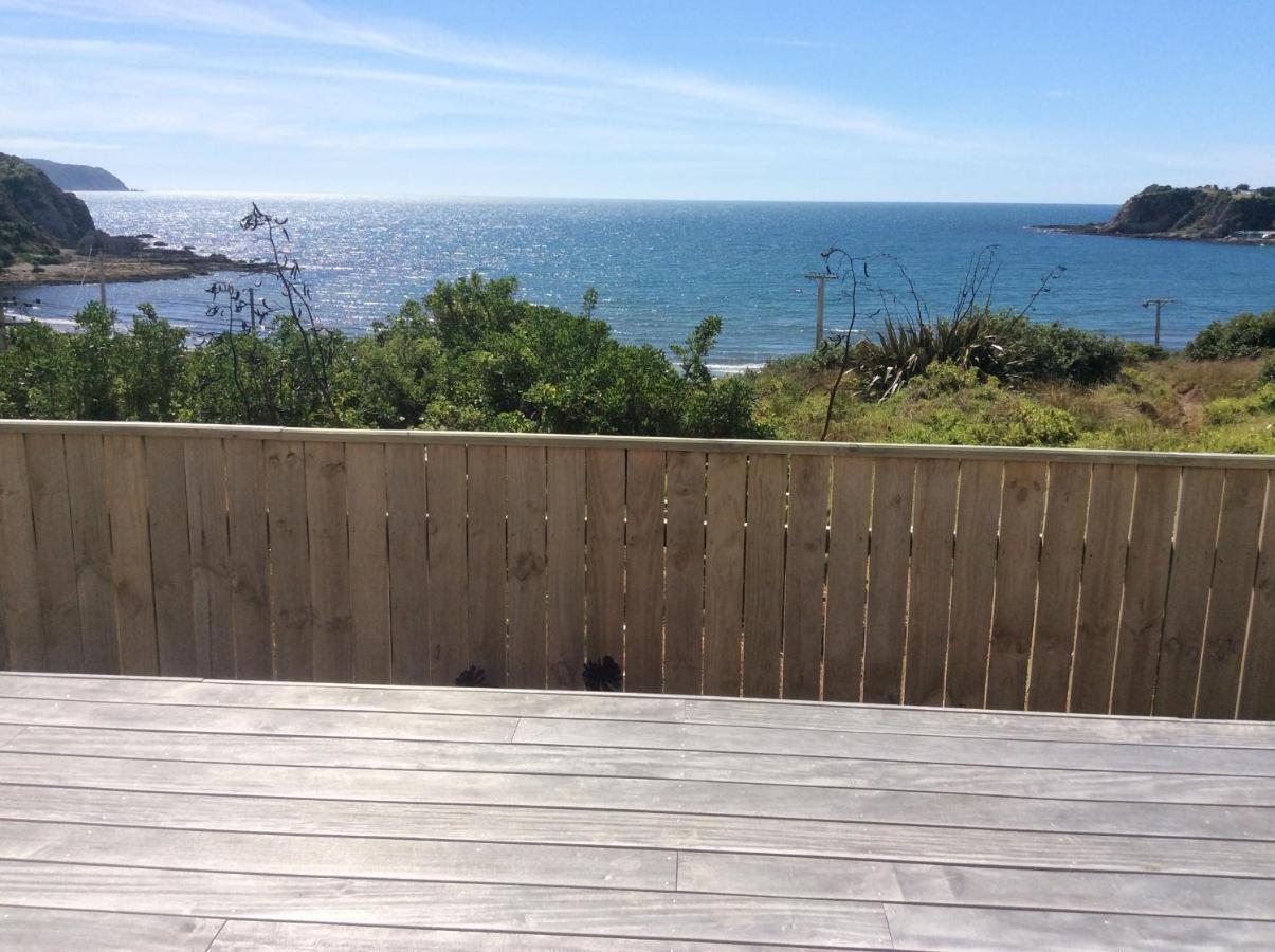 Atahu Bed & Breakfast Porirua Exterior photo