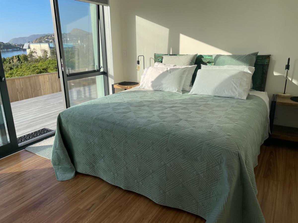 Atahu Bed & Breakfast Porirua Exterior photo
